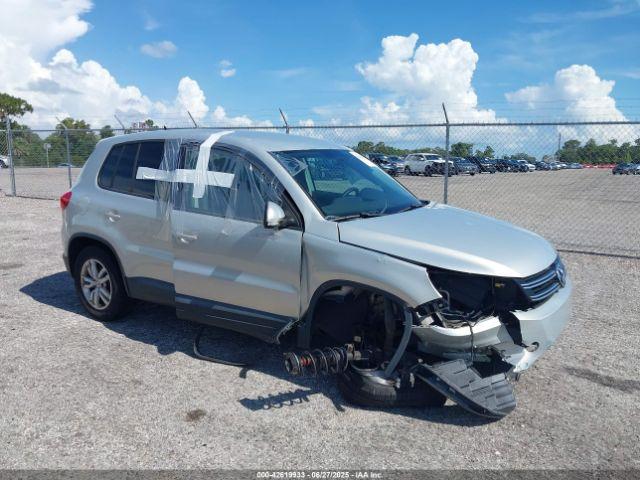  Salvage Volkswagen Tiguan