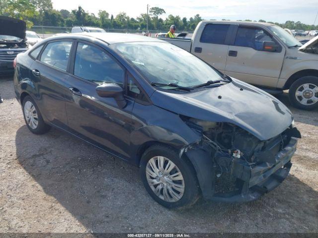  Salvage Ford Fiesta