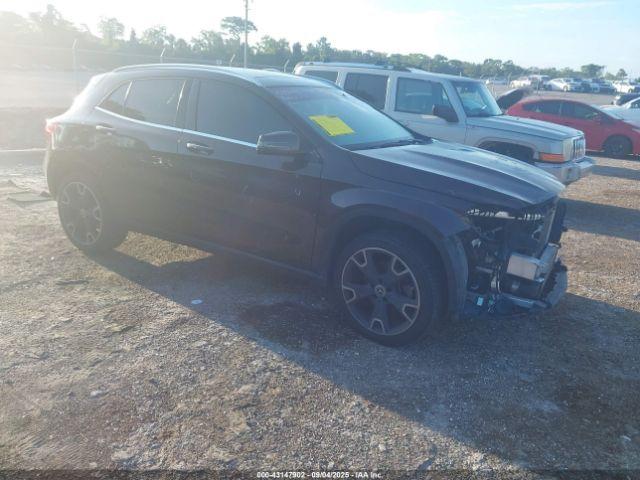  Salvage Mercedes-Benz GLA