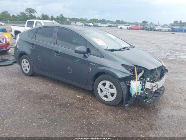  Salvage Toyota Prius