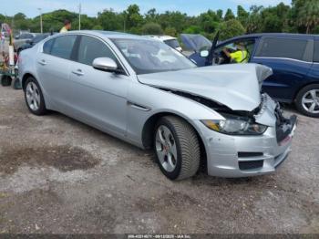  Salvage Jaguar XE