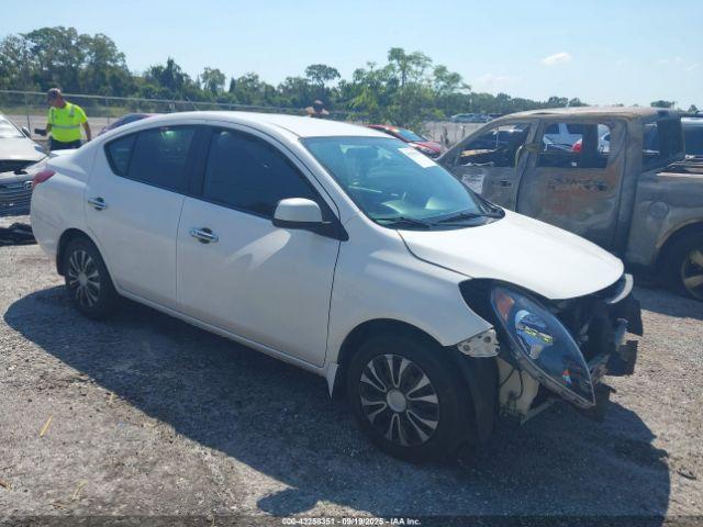  Salvage Nissan Versa