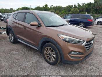  Salvage Hyundai TUCSON