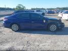 Toyota Camry Le Image 11
