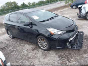 Salvage Toyota Prius v