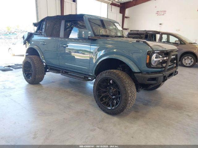  Salvage Ford Bronco