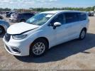 Chrysler Pacifica Touring L Image 4