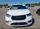 Chrysler Pacifica Touring L Image 2