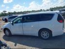 Chrysler Pacifica Touring L Image 11