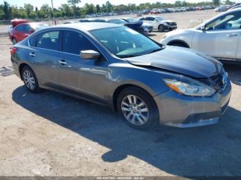  Salvage Nissan Altima