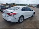 Toyota Camry Le Image 13