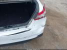 Toyota Camry Le Image 6