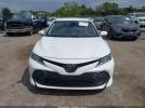 Toyota Camry Le Image 14