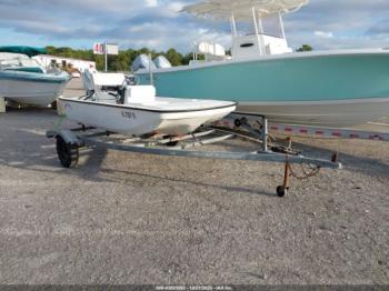  Salvage Watercats Inc Boat