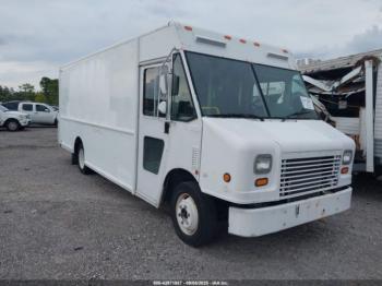  Salvage Freightliner Chassis