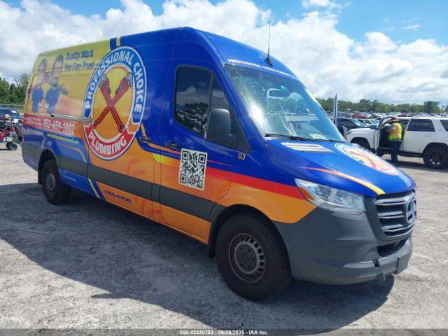  Salvage Mercedes-Benz Sprinter 2500