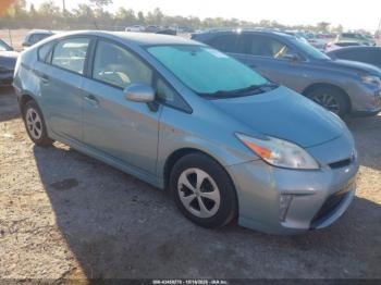  Salvage Toyota Prius