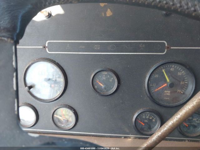 Chevrolet P30 Motor Home Image 10