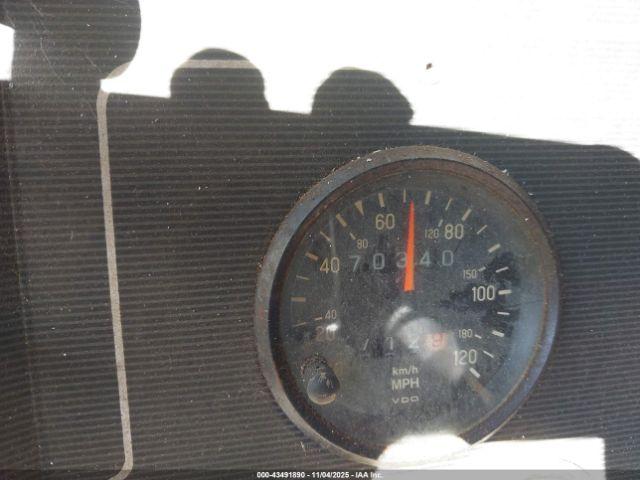 Chevrolet P30 Motor Home Image 6