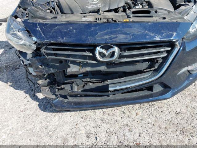 Mazda Mazda3 Touring Image 15