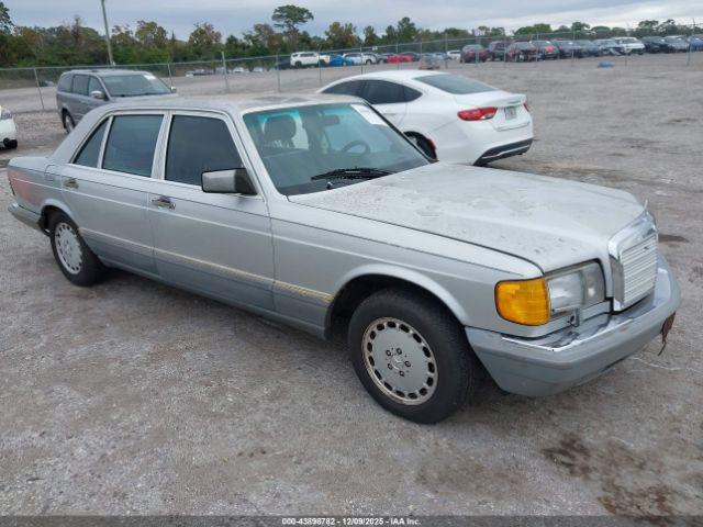  Salvage Mercedes-Benz 300