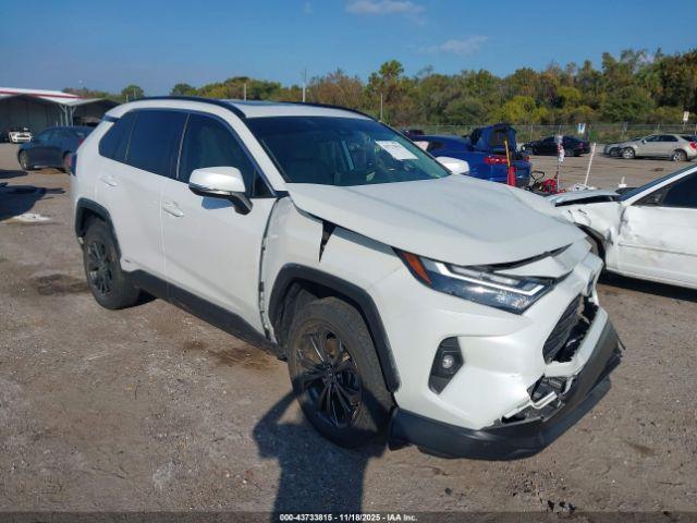  Salvage Toyota RAV4