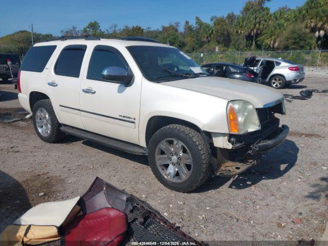  Salvage GMC Yukon