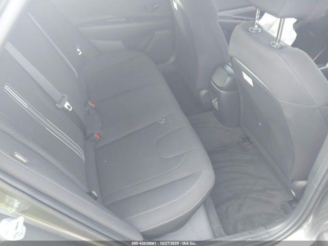 Hyundai ELANTRA Sel Sport Image 12