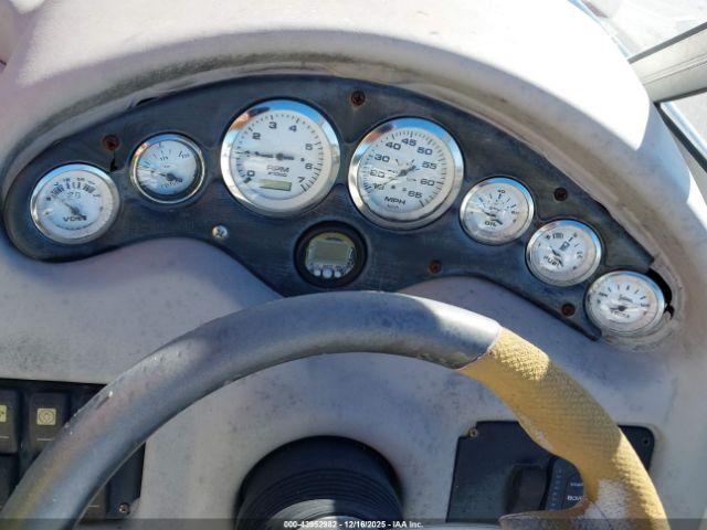 Stingray Boat Image 6