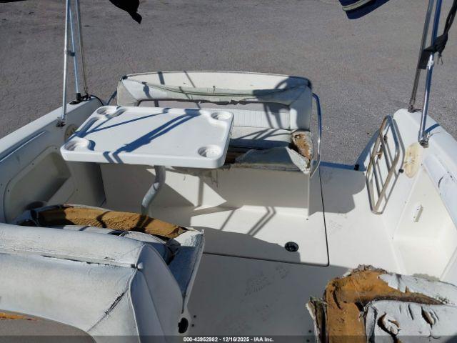 Stingray Boat Image 7