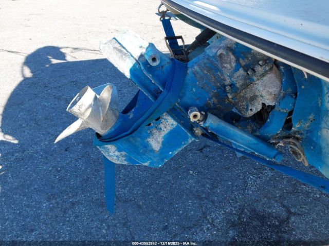 Stingray Boat Image 11