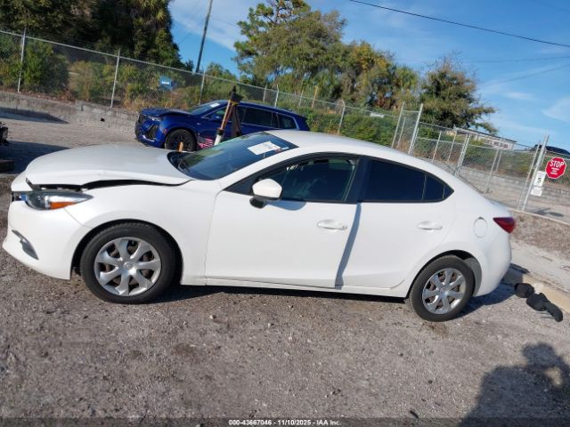 Mazda Mazda3 Sport Image 9