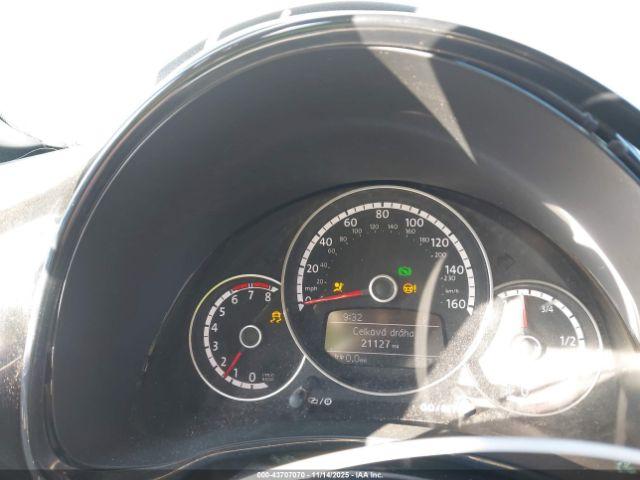 Volkswagen Beetle 1.8t S Image 13