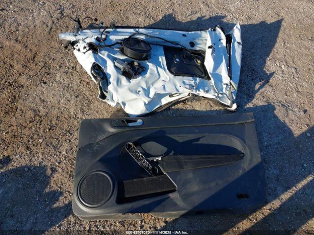 Volkswagen Beetle 1.8t S Image 8