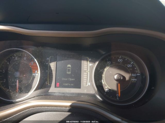 Jeep Cherokee Latitude Fwd Image 4