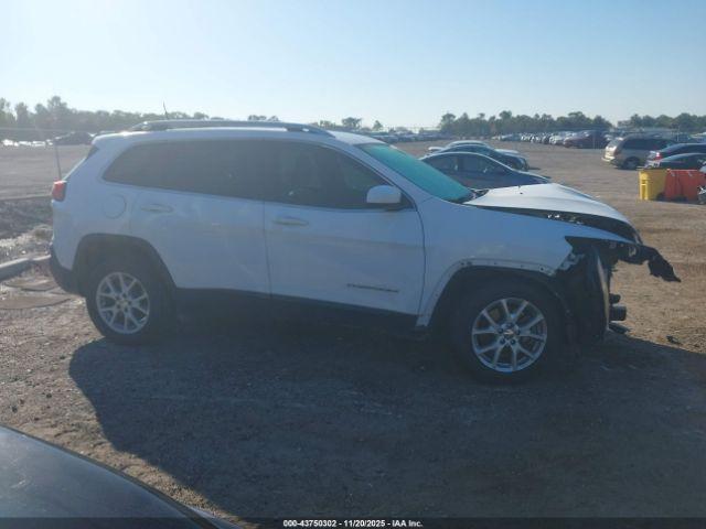 Jeep Cherokee Latitude Fwd Image 14
