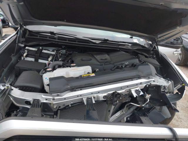 Toyota Tundra Sr5 Image 4