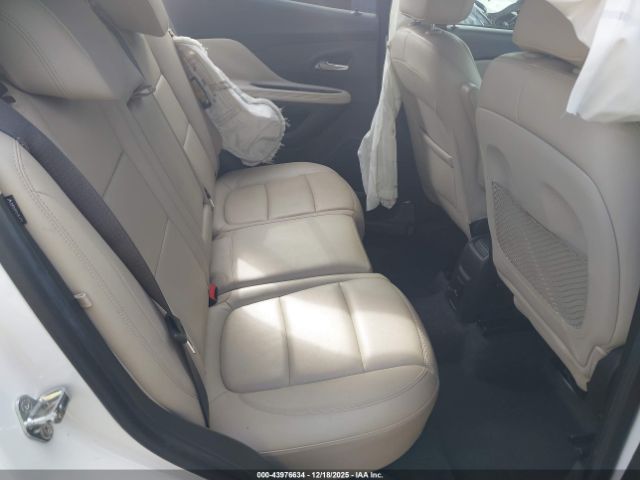 Buick Encore Essence Image 6