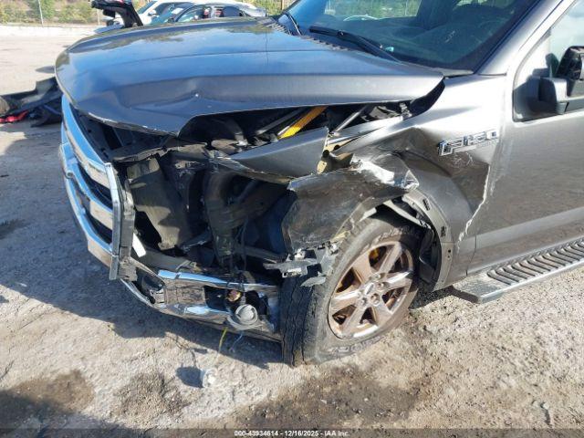 Ford F-150 Lariat Image 14