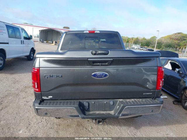 Ford F-150 Lariat Image 8
