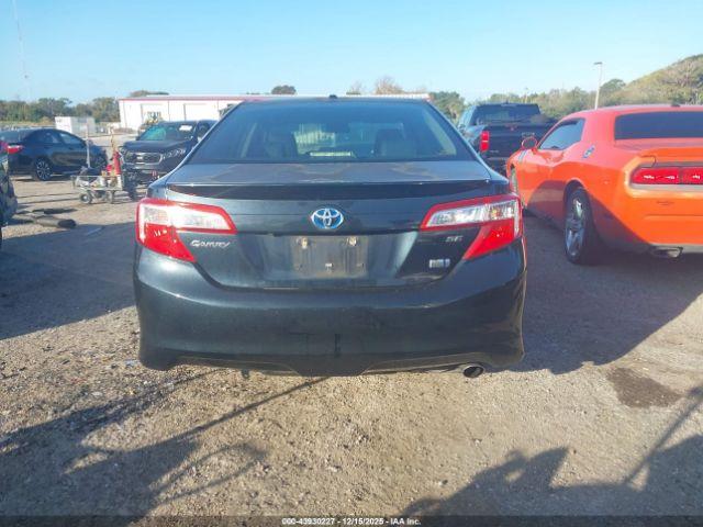 Toyota Camry Se Limited Edition Image 4