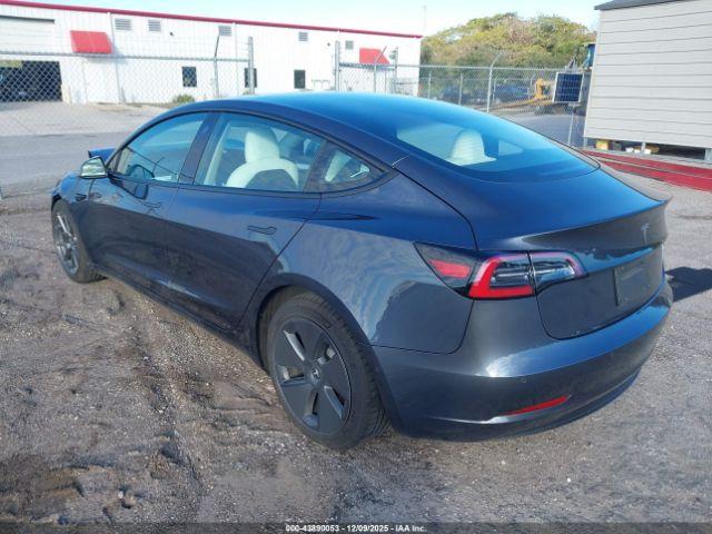 Tesla Model 3 Standard Range Plus Rear-wheel Drive Image 17