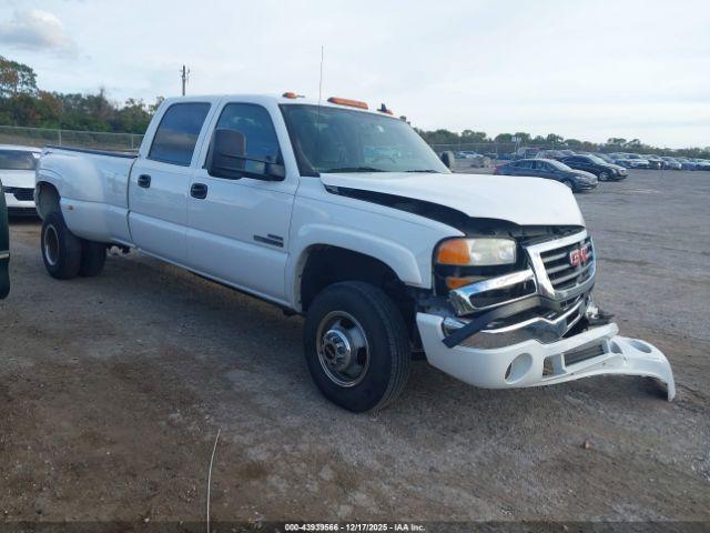  Salvage General Motors Sierra 3500 Classic