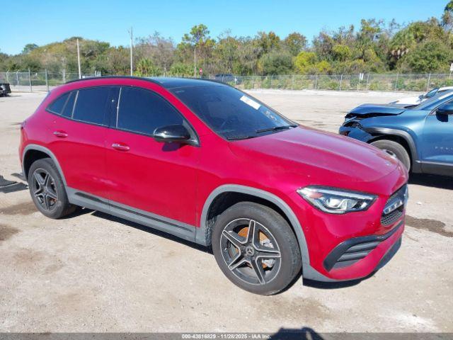  Salvage Mercedes-Benz GLA