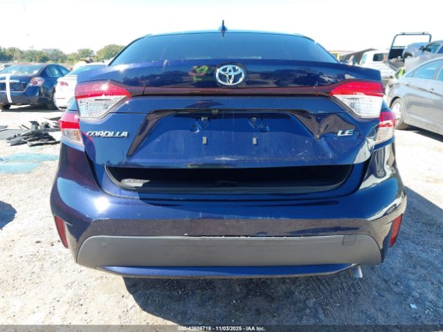 Toyota Corolla Le Image 13