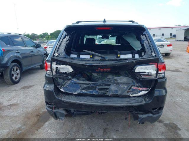 Jeep Grand Cherokee Trailhawk 4x4 Image 18