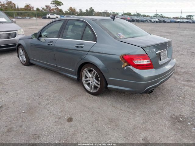 Mercedes-Benz C-Class Sport Image 3