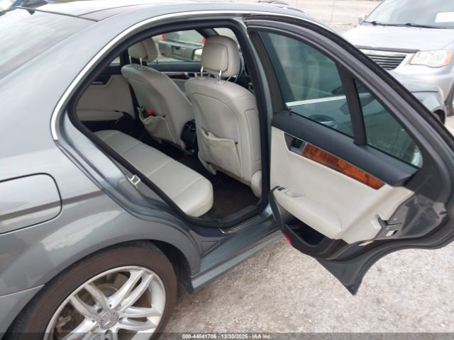 Mercedes-Benz C-Class Sport Image 5