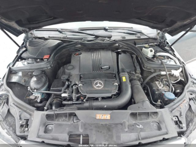 Mercedes-Benz C-Class Sport Image 11