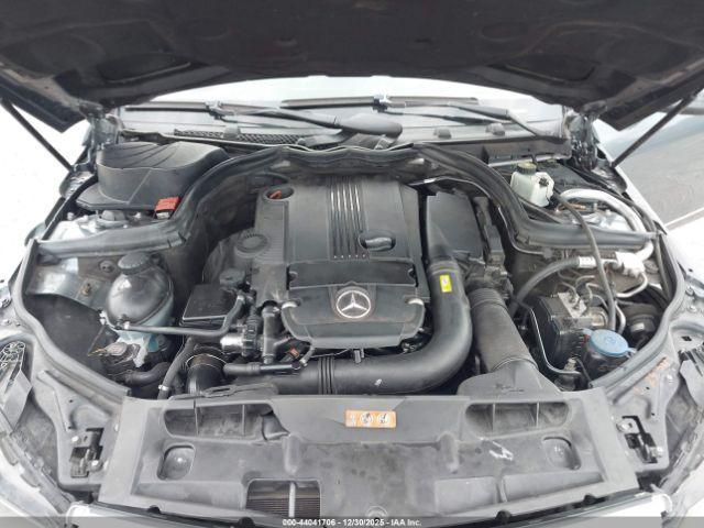 Mercedes-Benz C-Class Sport Image 11